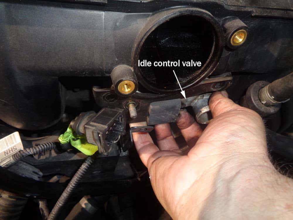 See B3487 repair manual